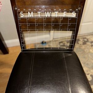 Clear acrylic magnet calendar